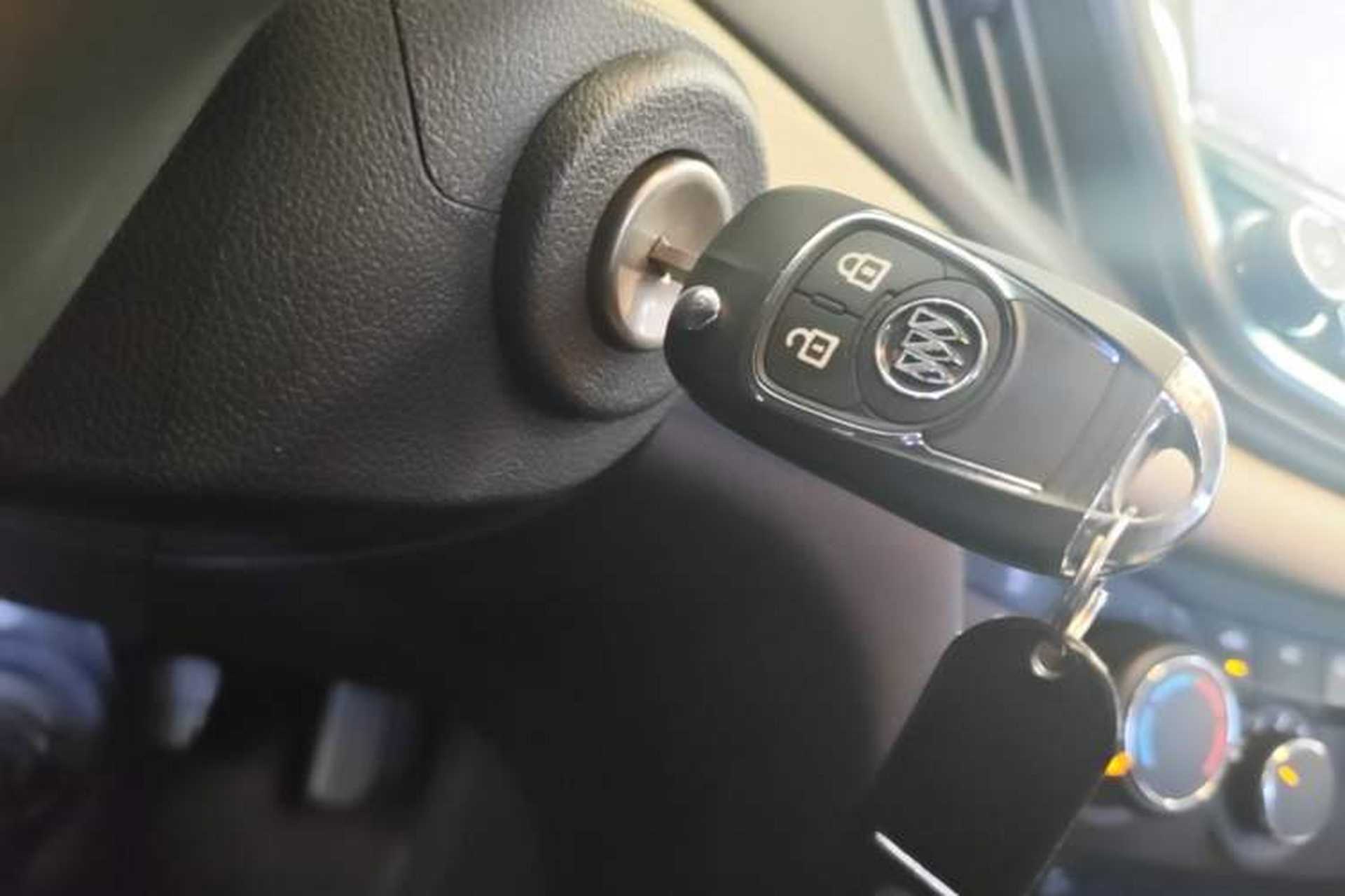 Used Chevrolet Monza 2022 320 Automatic Enjoyment Edition Interior 1