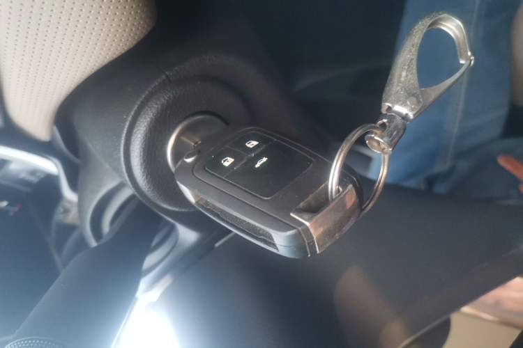 Used Chevrolet Monza 2022 320 Automatic Enjoyment Sunroof Version Interior 1