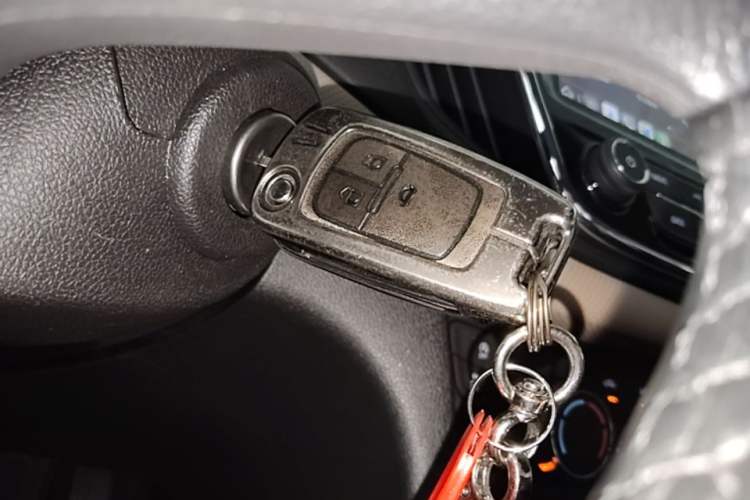 Used Chevrolet Monza 2022 320 Automatic Enjoyment Edition Interior 1