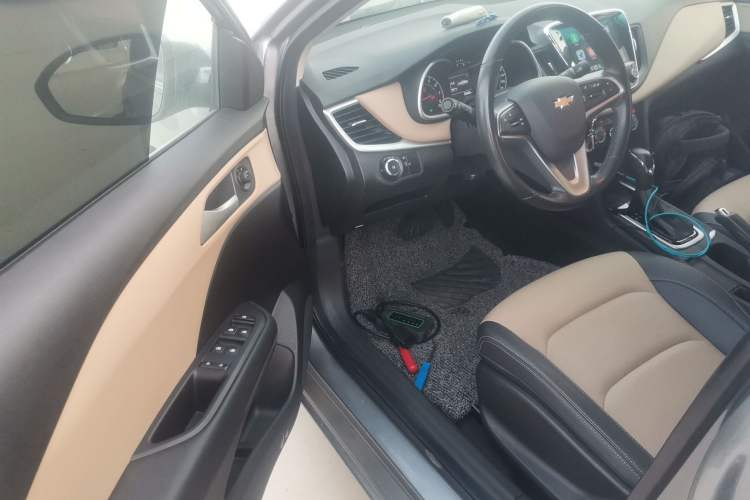 Used Chevrolet Monza 2022 320 Automatic Enjoyment Sunroof Version Interior 3