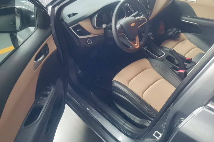 Used Chevrolet Monza 2022 320 Automatic Enjoyment Sunroof Version Interior 3