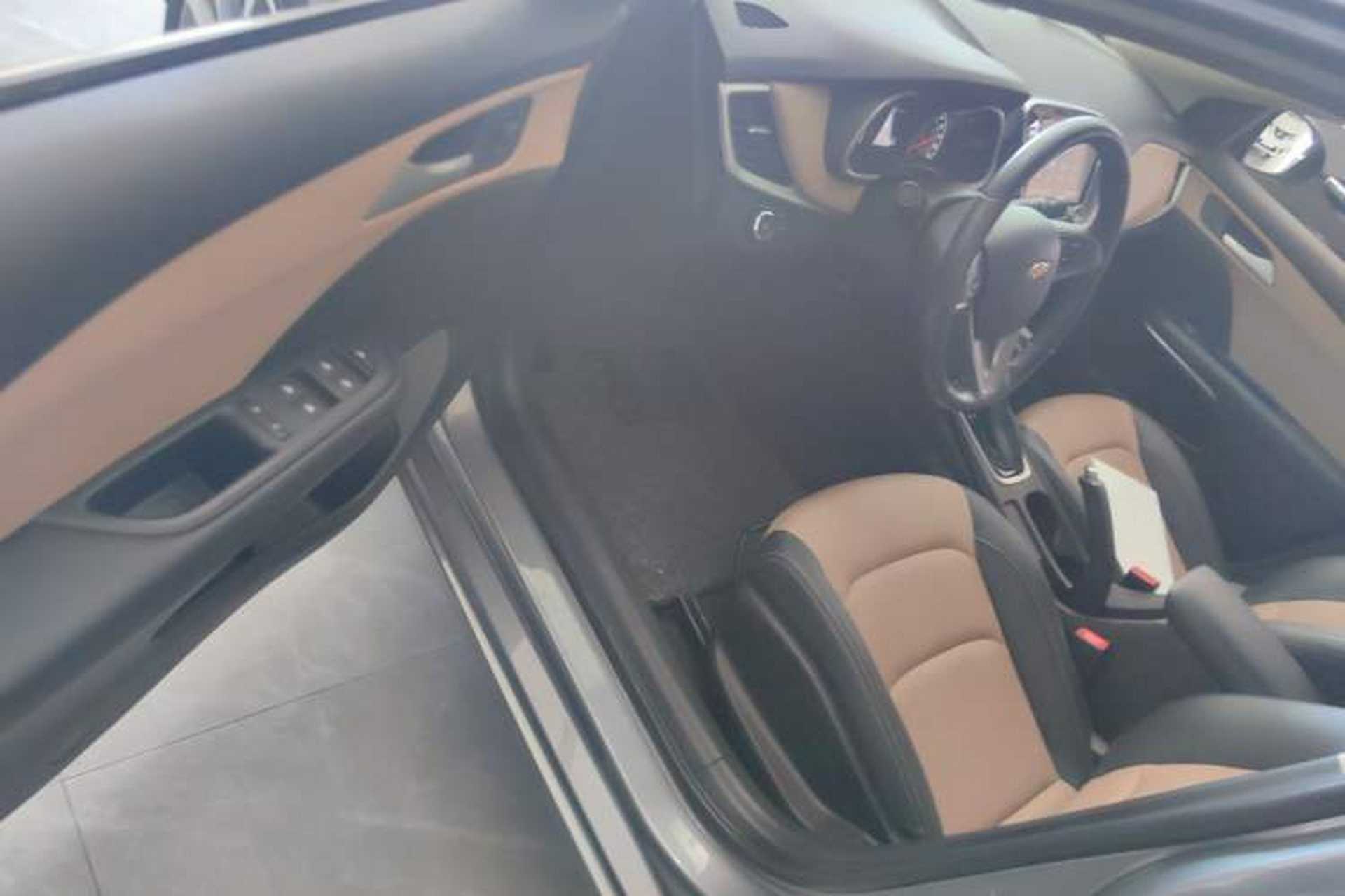 Used Chevrolet Monza 2022 320 Automatic Enjoyment Edition Interior 3