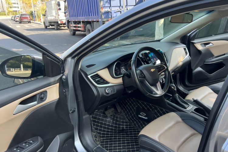 Used Chevrolet Monza 2022 320 Automatic Enjoyment Sunroof Version Interior 3