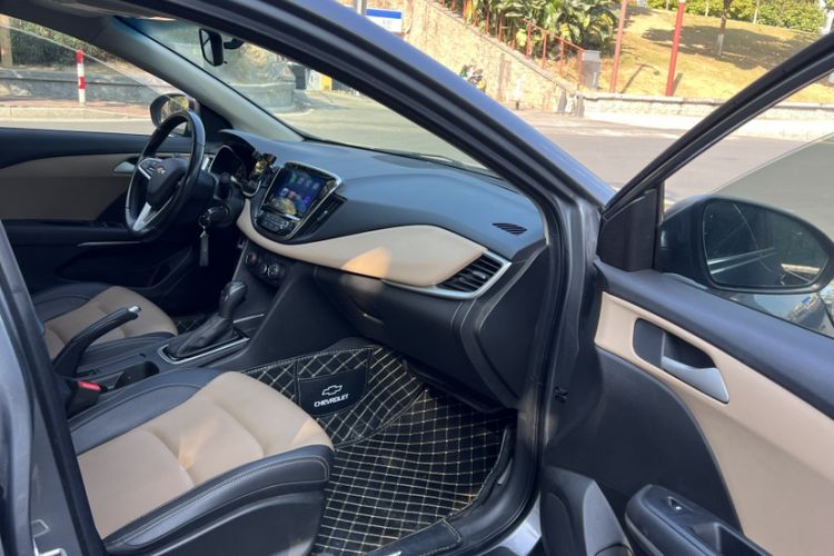 Used Chevrolet Monza 2022 320 Automatic Enjoyment Sunroof Version Interior 4