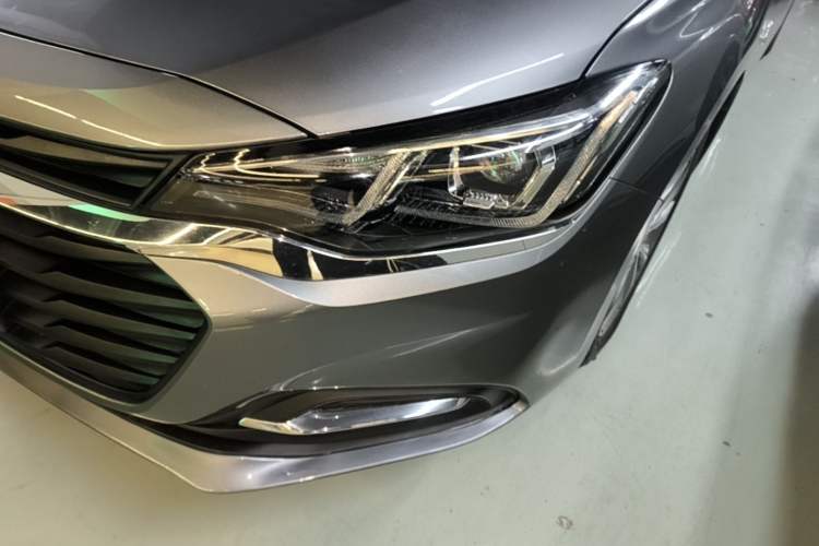 Used Chevrolet Monza 2022 320 Automatic Enjoyment Sunroof Version Left Front Headlight