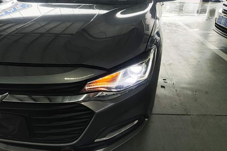 Used Chevrolet Monza 2022 320 Automatic Enjoyment Sunroof Version Left Front Headlight
