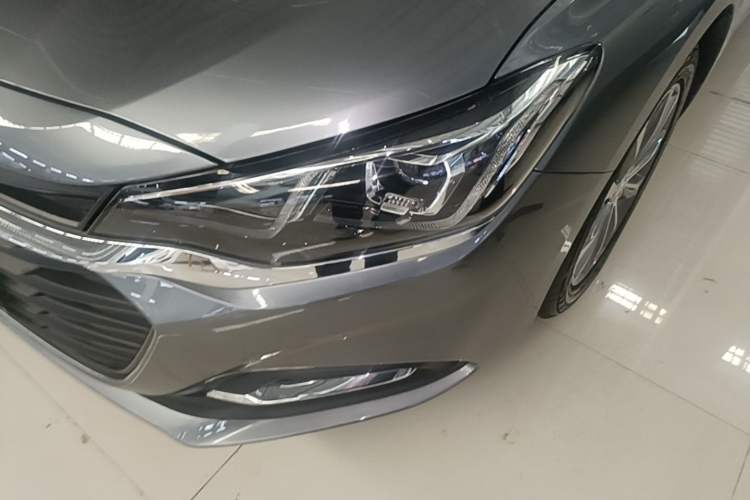 Used Chevrolet Monza 2022 320 Automatic Enjoyment Sunroof Version Left Front Headlight