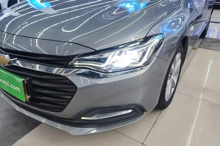 Used Chevrolet Monza 2022 320 Automatic Enjoyment Sunroof Version Left Front Headlight