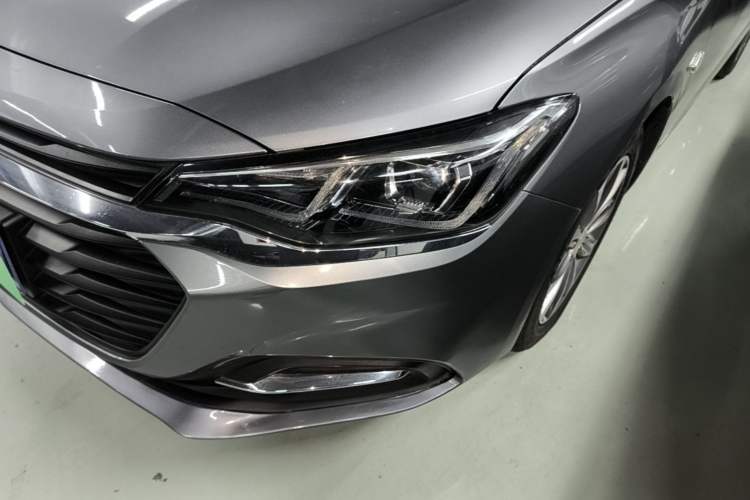 Used Chevrolet Monza 2022 320 Automatic Enjoyment Sunroof Version Left Front Headlight