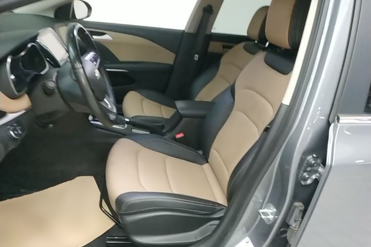 Used Chevrolet Monza 2022 320 Automatic Enjoyment Sunroof Version Left Front Seat