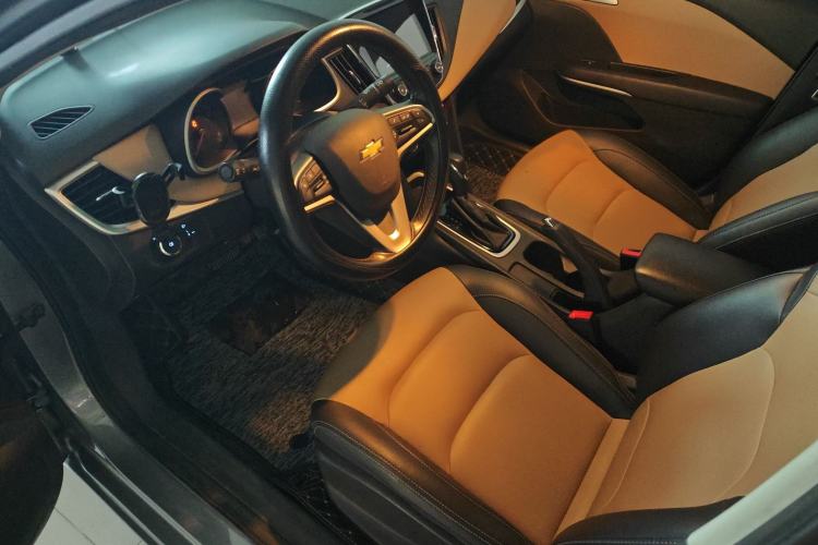 Used Chevrolet Monza 2022 320 Automatic Enjoyment Sunroof Version Left Front Seat