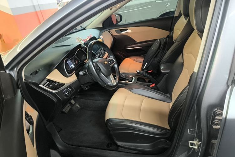 Used Chevrolet Monza 2022 320 Automatic Enjoyment Sunroof Version Left Front Seat