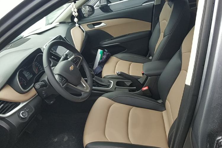 Used Chevrolet Monza 2022 320 Automatic Enjoyment Sunroof Version Left Front Seat
