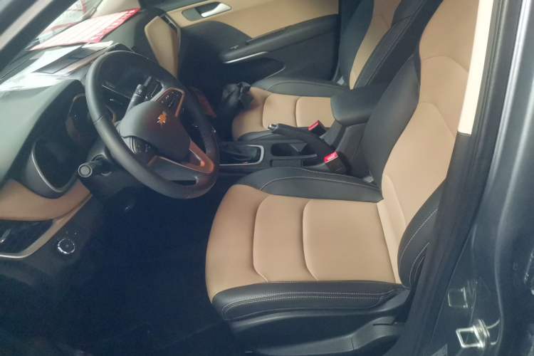 Used Chevrolet Monza 2022 320 Automatic Enjoyment Sunroof Version Left Front Seat