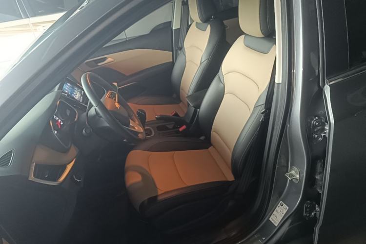 Used Chevrolet Monza 2022 320 Automatic Enjoyment Sunroof Version Left Front Seat