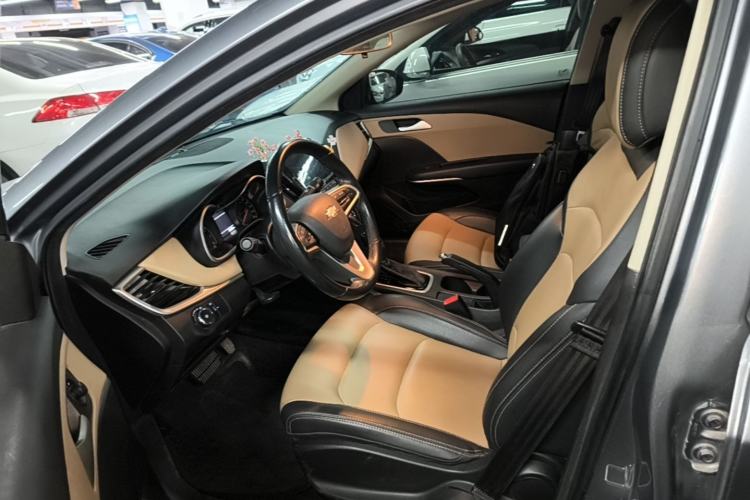 Used Chevrolet Monza 2022 320 Automatic Enjoyment Sunroof Version Left Front Seat