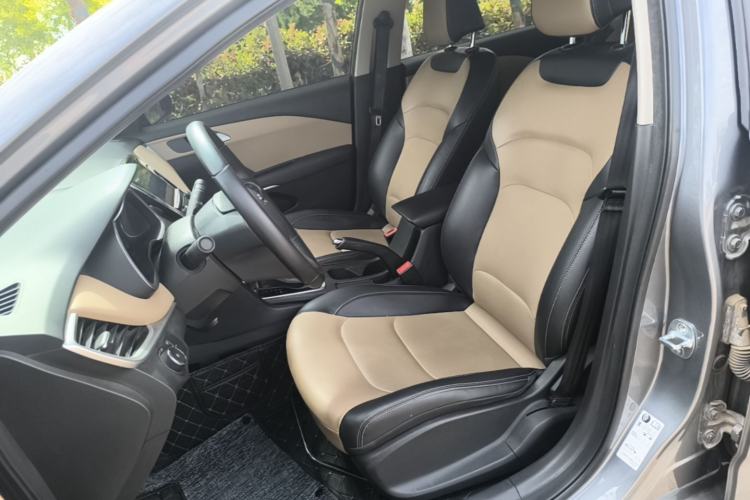 Used Chevrolet Monza 2022 320 Automatic Enjoyment Sunroof Version Left Front Seat