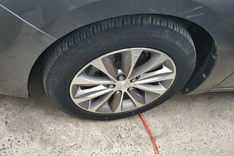 Used Chevrolet Monza 2022 320 Automatic Enjoyment Sunroof Version Left Front Wheel Hub