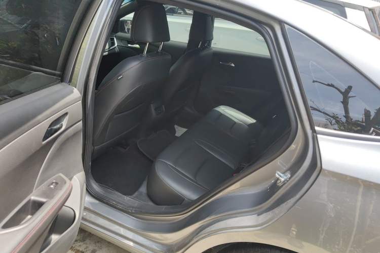 Used Chevrolet Monza 2022 Light Hybrid RS 330T Automatic Comfort Edition Left Rear Seat