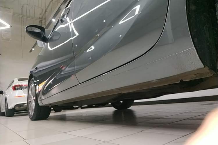 Used Chevrolet Monza 2022 320 Automatic Enjoyment Sunroof Version Left Side Sill