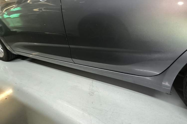 Used Chevrolet Monza 2022 320 Automatic Enjoyment Sunroof Version Left Side Sill