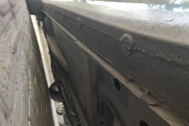 Used Chevrolet Monza 2022 320 Automatic Enjoyment Edition Left Side Sill
