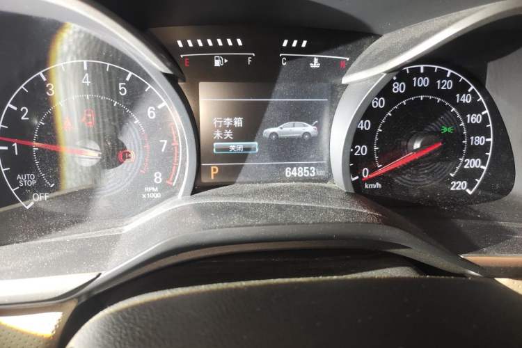 Used Chevrolet Monza 2022 320 Automatic Enjoyment Sunroof Version Odometer Close Up