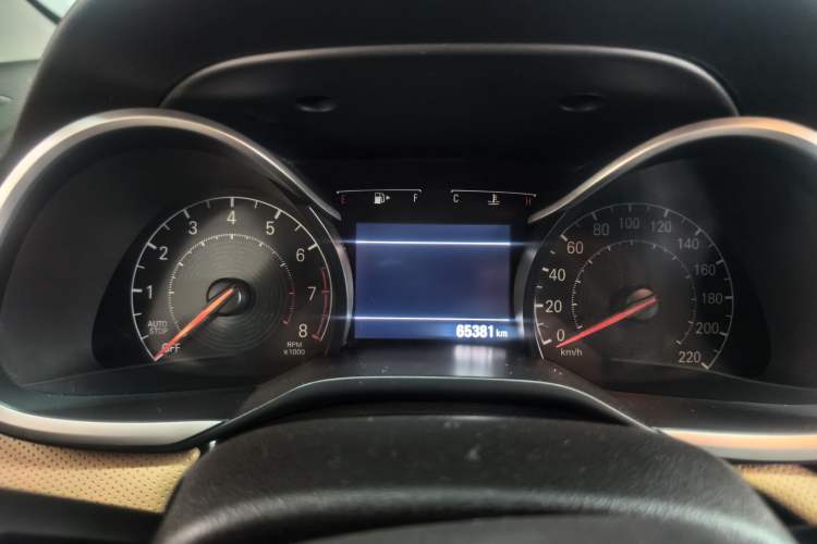Used Chevrolet Monza 2022 320 Automatic Enjoyment Sunroof Version Odometer Close Up
