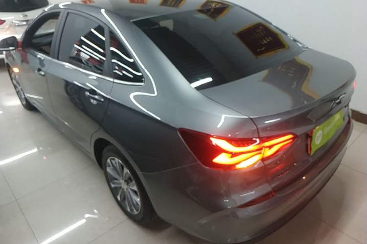 Used Chevrolet Monza 2022 320 Automatic Enjoyment Edition Rear Left 45 Deg