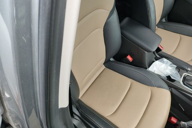 Used Chevrolet Monza 2022 320 Automatic Enjoyment Edition Right Front Seat