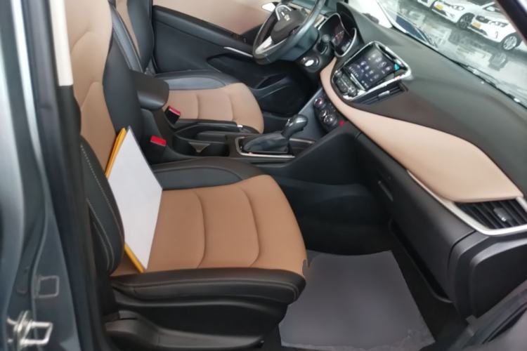 Used Chevrolet Monza 2022 320 Automatic Enjoyment Sunroof Version Right Front Seat