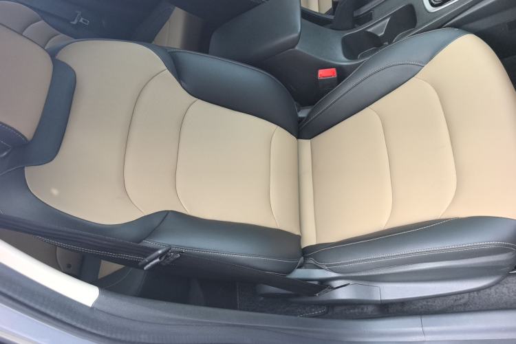 Used Chevrolet Monza 2022 320 Automatic Enjoyment Sunroof Version Right Front Seat