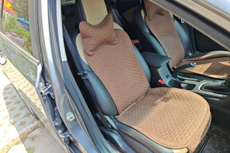 Used Chevrolet Monza 2022 320 Automatic Enjoyment Sunroof Version Right Front Seat