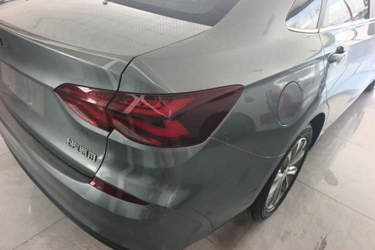 Used Chevrolet Monza 2022 320 Automatic Enjoyment Sunroof Version Right Rear Taillight