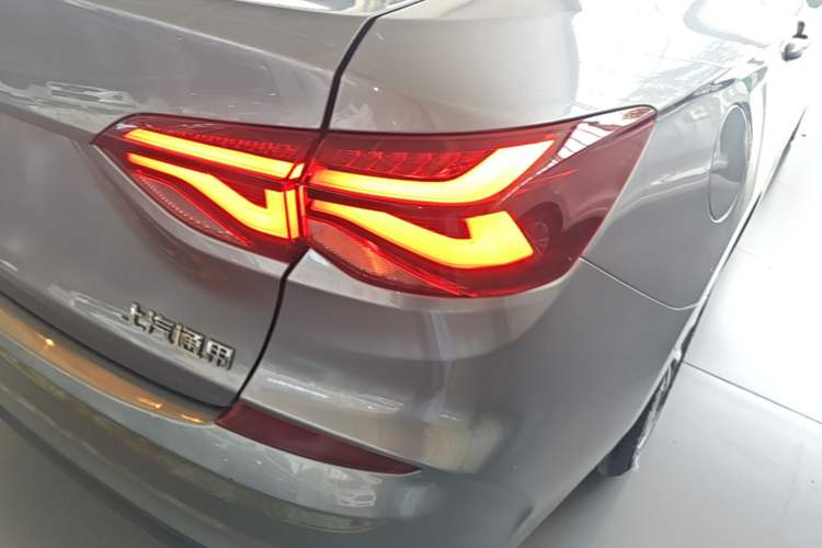 Used Chevrolet Monza 2022 320 Automatic Enjoyment Sunroof Version Right Rear Taillight