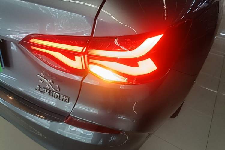 Used Chevrolet Monza 2022 320 Automatic Enjoyment Sunroof Version Right Rear Taillight