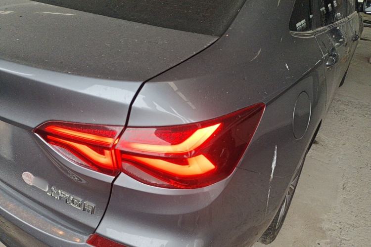 Used Chevrolet Monza 2022 320 Automatic Enjoyment Sunroof Version Right Rear Taillight