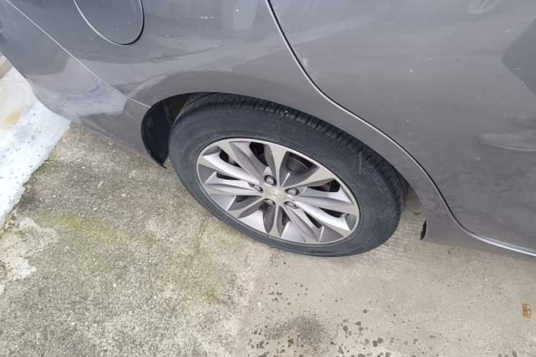 Used Chevrolet Monza 2022 320 Automatic Enjoyment Sunroof Version Right Rear Wheel Hub