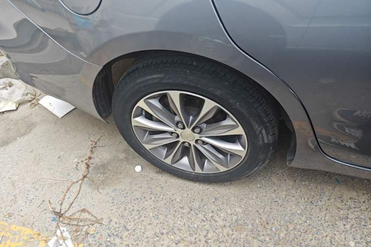 Used Chevrolet Monza 2022 320 Automatic Enjoyment Sunroof Version Right Rear Wheel Hub