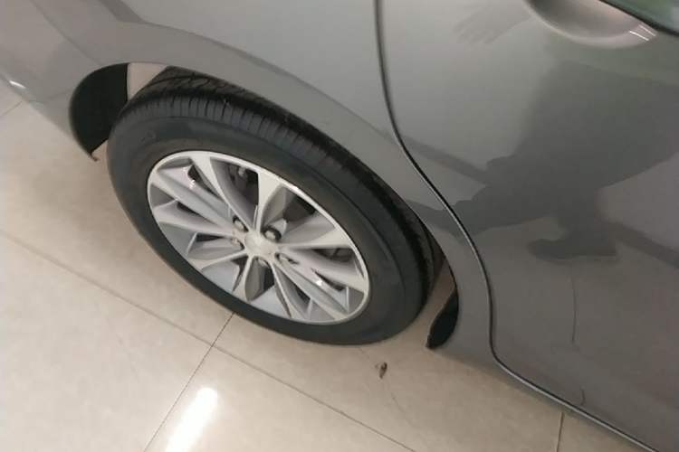 Used Chevrolet Monza 2022 320 Automatic Enjoyment Edition Right Rear Wheel Hub