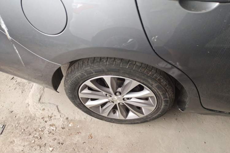 Used Chevrolet Monza 2022 320 Automatic Enjoyment Sunroof Version Right Rear Wheel Hub