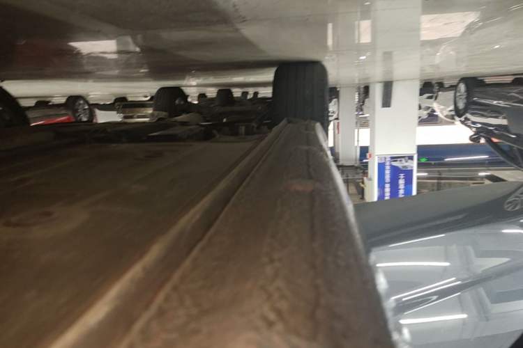 Used Chevrolet Monza 2022 320 Automatic Enjoyment Sunroof Version Right Side Sill