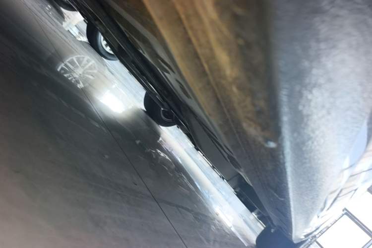 Used Chevrolet Monza 2022 320 Automatic Enjoyment Sunroof Version Right Side Sill