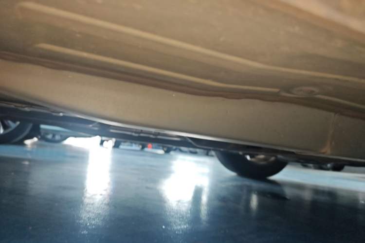 Used Chevrolet Monza 2022 320 Automatic Enjoyment Sunroof Version Right Side Sill