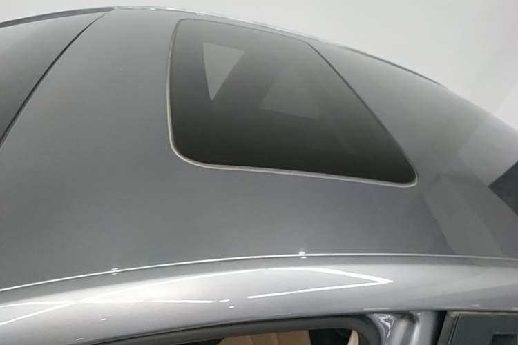 Used Chevrolet Monza 2022 320 Automatic Enjoyment Sunroof Version Roof