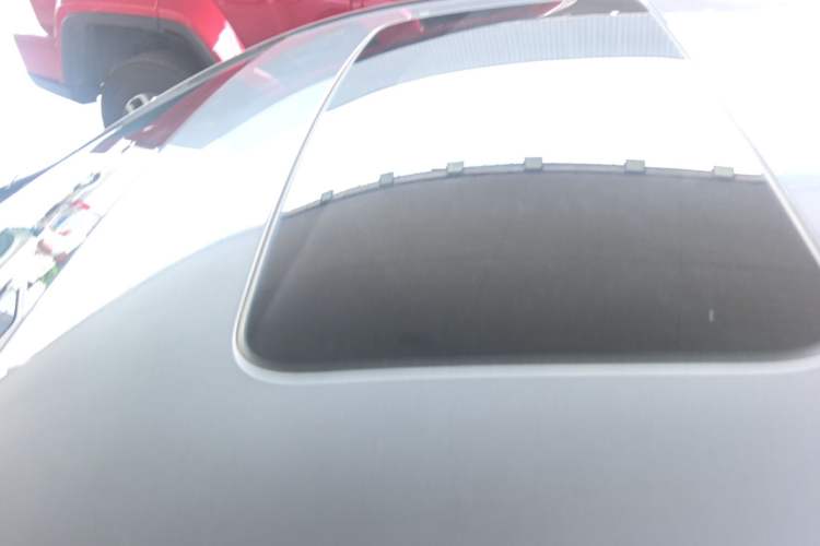 Used Chevrolet Monza 2022 320 Automatic Enjoyment Sunroof Version Roof