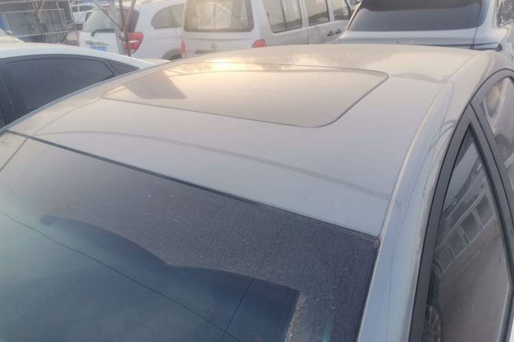 Used Chevrolet Monza 2022 320 Automatic Enjoyment Sunroof Version Roof