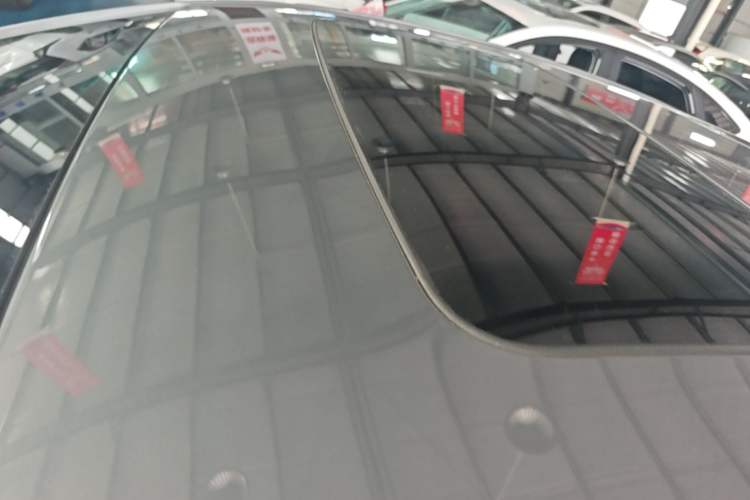 Used Chevrolet Monza 2022 320 Automatic Enjoyment Sunroof Version Roof