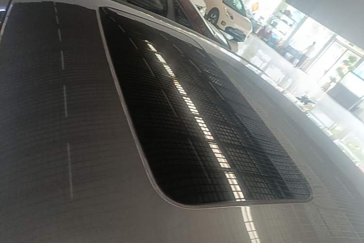 Used Chevrolet Monza 2022 320 Automatic Enjoyment Sunroof Version Roof