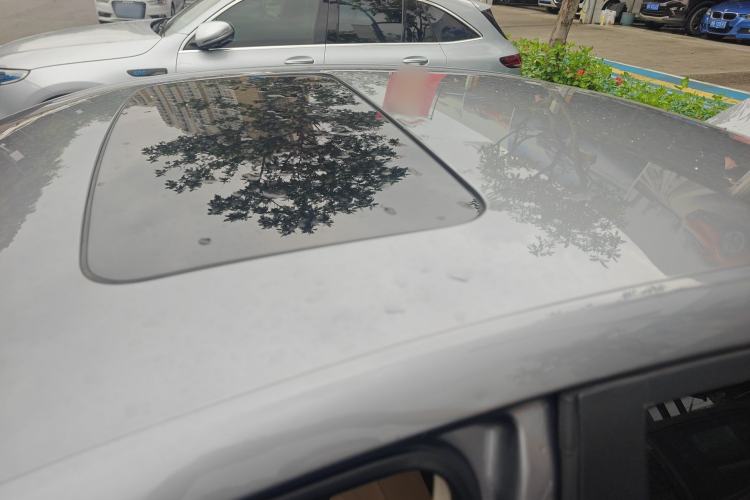 Used Chevrolet Monza 2022 320 Automatic Enjoyment Sunroof Version Roof